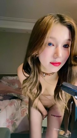 168-新品，完美C罩杯抖奶一字马女神【熙酱爱跳舞】全裸大摆锤古风舞，极品SS身材 截图14