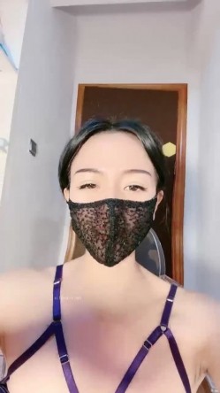 一字马女神，【文科老师】，大长腿魔鬼身材，舞蹈专业出身，高冷美女当面撒尿给你看，噼叉看逼，独此一家 截图15