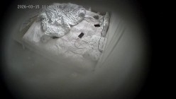 酒店偷拍可爱反差学妹与眼镜男友的游戏啪啪腻歪日常 截图16