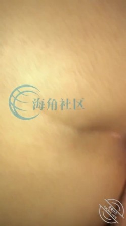【超顶通奸 ️偷吃】 灌醉发小在旁边操他亲妈《我的大肉妈》滚烫肉棒刺入阿姨 爽到失控淫叫 一顿榨射 截图10