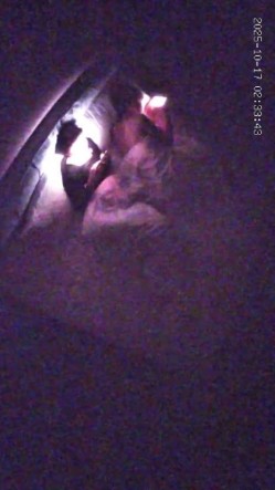 酒店偷拍 年轻情侣开房小哥开干前先给漂亮女友拍个淫照口爆后入不能少 截图11