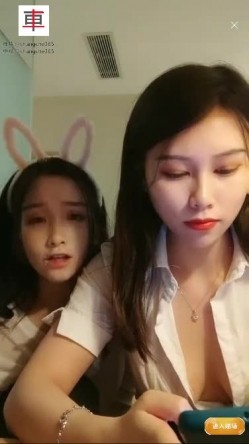 极品高颜冷艳御姐，反差小妈感女主播「金刚护撸娃」「小奶猫」密码房激情淫语撩骚，和姐妹下海大秀，互舔互口假鸡巴互插 截图6
