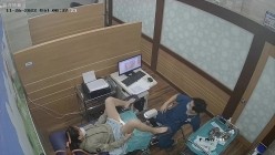 黑客破解医院摄像头偷窥妇科诊疗室络绎不绝来做阴道检查的少妇 截图5