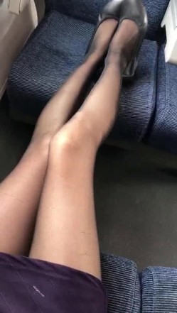 【真实空姐】各大航空美丽空姐不欲人知的真实反差 截图9