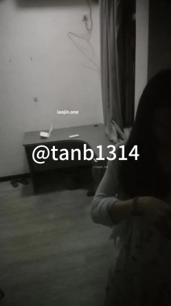【第一视角探花】工厂妹被黄毛男朋友忽悠下海，自身条件其实很好，但没有任何服务 截图1