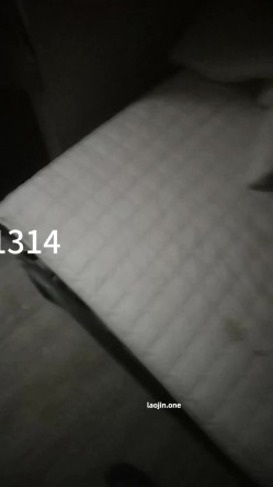 【第一视角探花】工厂妹被黄毛男朋友忽悠下海，自身条件其实很好，但没有任何服务 截图16