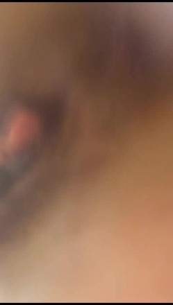 颜值很高的红唇少妇做爱的时候还可以挤出奶水 一边干一边直唿我的小逼里水怎么这么多 截图13