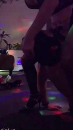 技术型露脸极品大奶熟女【惠子阿姨】目前最全合集，女王调教3P啪啪各种交合 截图2