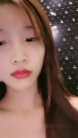 苗条妹子约猛男草逼 身材脸蛋双一流后入插穴 截图10