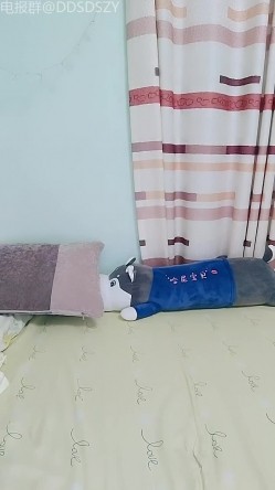 舞蹈系校花学妹【小涵宝宝】护士制服 丝袜诱惑 抖音风骚舞，道具自慰 截图8