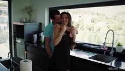 sexart.17.06.07.alexa.tomas.all.around.you.mp4 截图8