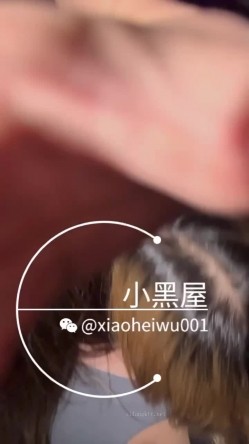 最新流出新时代网黄V信推特人气调教大咖xiaoheiwu私拍，多位极品小姐姐啪啪露出野战调教各种花样完整版 截图14