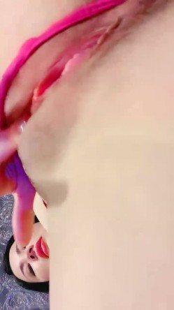 【爆乳女神 ️乳神天下】极品豪乳女神『帕丽丝』09.03 诱惑粉装骚媚欠操 爆乳乱颤 无毛粉穴 穴肉粉粉的 高清源码录制 截图9
