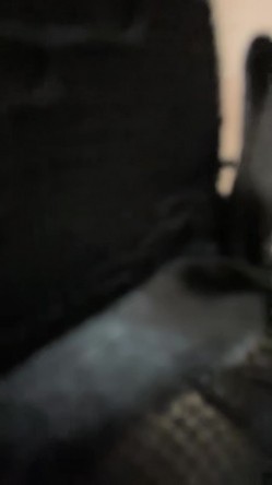 极品尤物美少女！卫生间和男友玩！性感情趣装，吊带黑丝袜，一顿扣穴舔奶，坐在马桶上骑乘抽插，妹妹非常骚 截图2