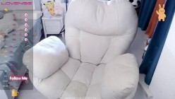 嫩乳眼镜美女主播【sweet_18wanwan】戴眼镜的就是不一样 真心骚到不行 截图12