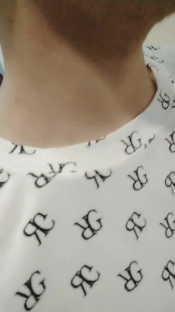 爆草风韵犹存的老妈，丝袜高跟露脸淫声荡语互动情趣听指挥，揉奶玩逼肛门拉珠玩弄，无套爆草，直接内射中出 截图1