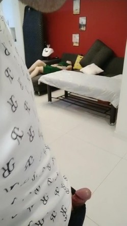 爆草风韵犹存的老妈，丝袜高跟露脸淫声荡语互动情趣听指挥，揉奶玩逼肛门拉珠玩弄，无套爆草，直接内射中出 截图3