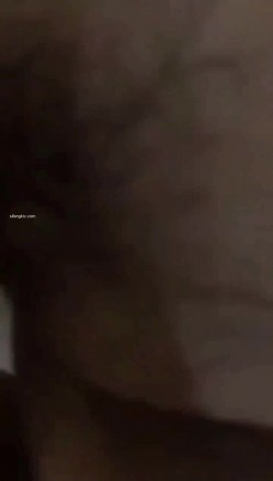 百度云泄密【良家交流群】收费交流群流出夫妻情侣分享、偷情、3P偷拍等 截图9