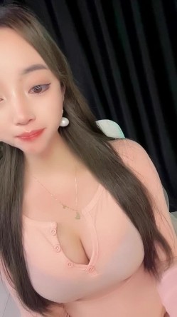 绝对的尤物【顶级人间尤物】校花美少女~黑丝美腿~跳蛋高潮 截图9