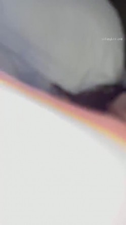 【网曝热门事件 ️泄密】南航空姐女友完美恋情 性爱私拍流出 各种玩弄调教玩弄爆操喷一地 完美露脸 高清720P原版 截图6