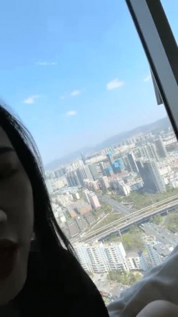 178胸膜！~【傲胸新木优子】，KTV土豪淫乱，高端酒店会牛郎！夜生活真是丰富，之前还爱装逼不脱呢 截图2
