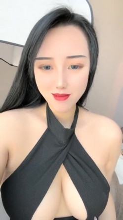 178胸膜！~【傲胸新木优子】，KTV土豪淫乱，高端酒店会牛郎！夜生活真是丰富，之前还爱装逼不脱呢 截图14