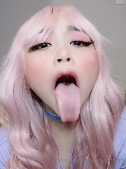 露脸才是王道！OF肥臀小钢炮【ambiyah】反差福利，道具紫薇COSER性爱 截图14