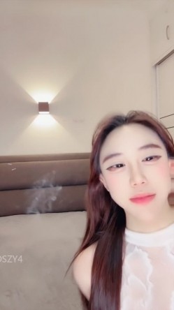 ️七彩主播【安小然】丝袜小姨子勾引姐夫口交骑乘啪啪 截图1