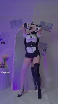 青春无敌 推特极品可甜可盐翘臀长腿女神【小仙云】高价定制，顶配COSER裸舞特写私处各种挑逗 截图4