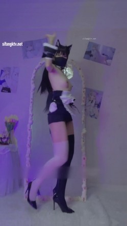 青春无敌 推特极品可甜可盐翘臀长腿女神【小仙云】高价定制，顶配COSER裸舞特写私处各种挑逗 截图11