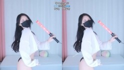 【精品裸舞】苏兮-suzy空姐出身 身材超好 大胸诱惑裸舞+海宣-2超软美乳粉奶头 劲爆激情抖胸 妖艳裸舞 截图4