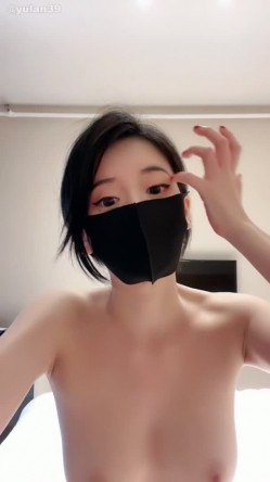 极品尤物推荐【车模莓莓】完美身材高跟大长腿道具自慰大屌狂插 截图14