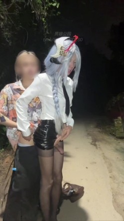 圣诞狂欢 鸡鸡子 国产极品人气TS，又清纯又狂野，攻守兼备反差感拉满，线下约会据说已经排到明年 截图2