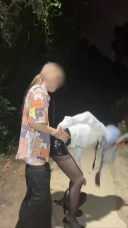 圣诞狂欢 鸡鸡子 国产极品人气TS，又清纯又狂野，攻守兼备反差感拉满，线下约会据说已经排到明年 截图6