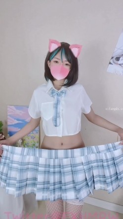 青春无敌 推特极品可甜可盐长腿女神【小仙云】月付群专享，顶配COSER抖音风转场变装紫薇 截图6