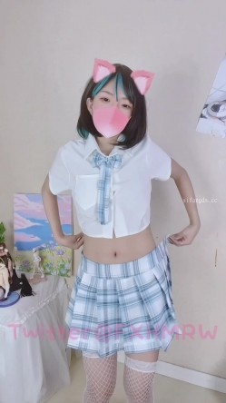 青春无敌 推特极品可甜可盐长腿女神【小仙云】月付群专享，顶配COSER抖音风转场变装紫薇 截图7