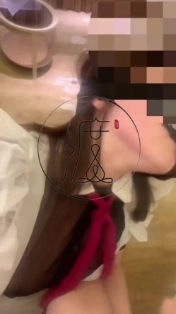 推特潮汕DOM绿帽调教大神【渡先生】私拍，各种羞辱M贱母狗，圣水口水毒龙吞精踩脸臭袜终极玩肏 截图10