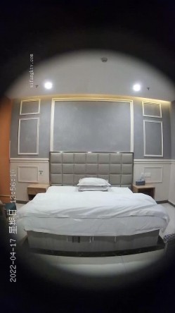 大学城附近酒店安防摄像头偷拍极品巨乳眼镜御姐兼职学妹和嫖客 截图5