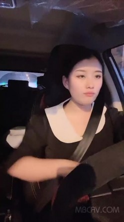 气质良家少妇深夜亲自驾车带情人回家啪啪,最近太想要了,不艹爽了今天别想走 截图2