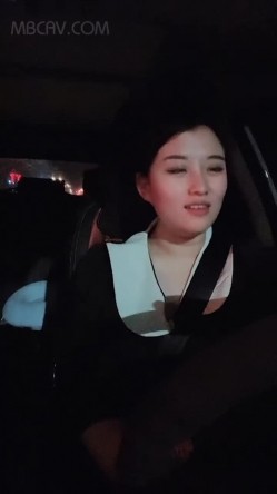 气质良家少妇深夜亲自驾车带情人回家啪啪,最近太想要了,不艹爽了今天别想走 截图3