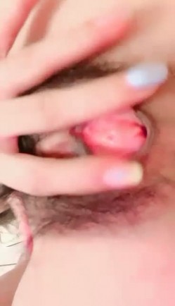 新人！新鲜出炉 ️校花下海【00后花朵】道具狂插！通宵狂撸 ️鸡儿硬到想喷火~快要爽晕爽啦6V 截图7