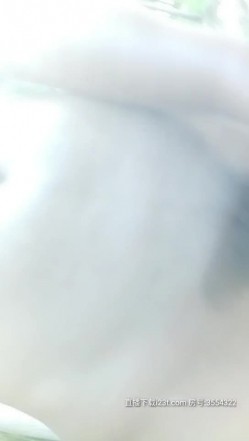 风骚小女子跟好大哥玩的刺激的，全程露脸户外漏出车震啪啪，跳弹自慰马上上激情啪啪，路上行人不止口爆吞精 截图11