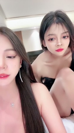 奶球 平台第一人气女神！携闺蜜回归上演双飞大战 看得人目瞪口呆！口水直流！男主简直爽到上天 截图10