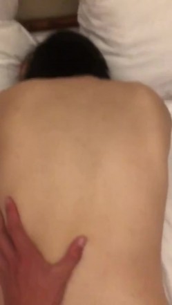 《台湾情侣泄密》背着男友偷偷和富二代酒店开房啪啪的反差女友被曝光 截图8