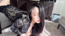 推特人气女神【教瑜伽的喵老师】在地标大裤衩前，五星级酒店窗前，高难度一字马，唯美且诱惑！ 截图2
