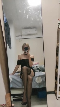 新人19岁学生妹，【婉婉想要】，淫荡的小母狗~无套啪啪~后入拽着头发操，在镜子前看尤物高潮嚎叫 截图1