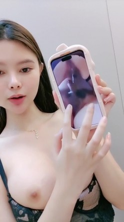 传说中的魔鬼身材！【绝色佳人】太美了啊，绝美一线天，脸逼同框，撸点十足 截图1