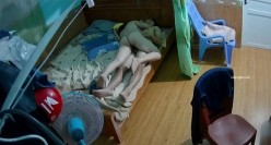 居家摄像头破解 年轻小伙和丰满的老婆午休时间来一炮吃鲍鱼啪啪 截图14