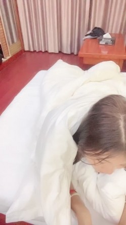 良家御姐！【小雅18不回家】合集，玩得就是真实，够漂亮，酒店里各种骚浪 截图15