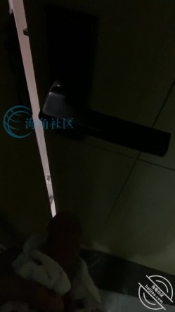 【意淫自己妹妹】喝点酒回来上头了对着我妹洗澡变态的撸了一发真他妈刺激 截图9